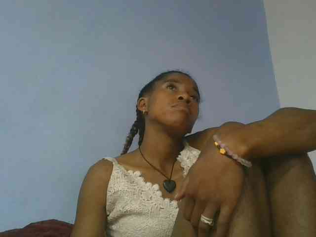 Charlinah webcam