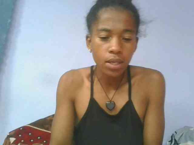 Charlinah webcam