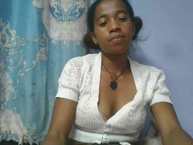 Charlinah webcam
