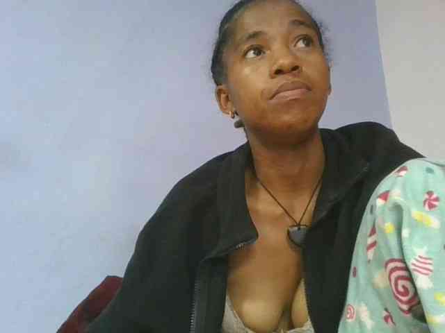 Charlinah webcam