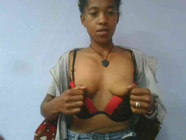 Charlinah webcam