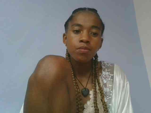Charlinah webcam