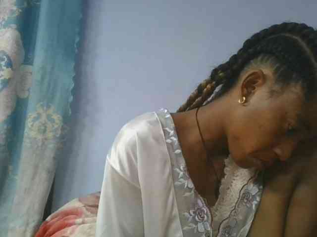 Charlinah webcam