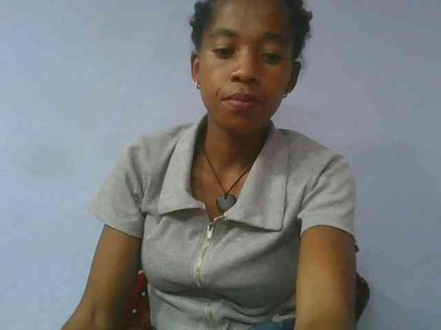 Charlinah webcam