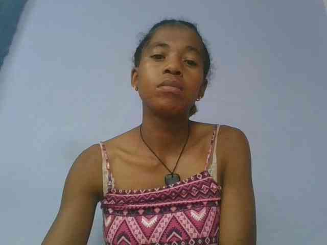 Charlinah webcam