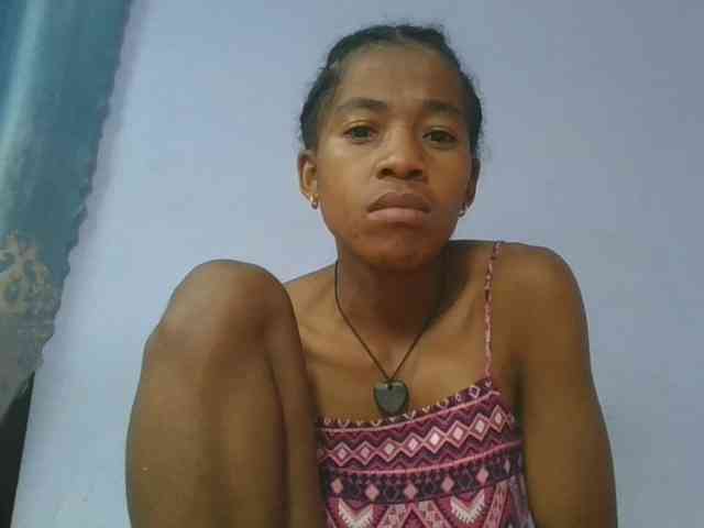 Charlinah webcam