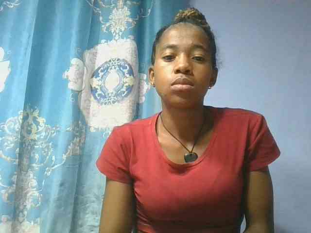 Charlinah webcam