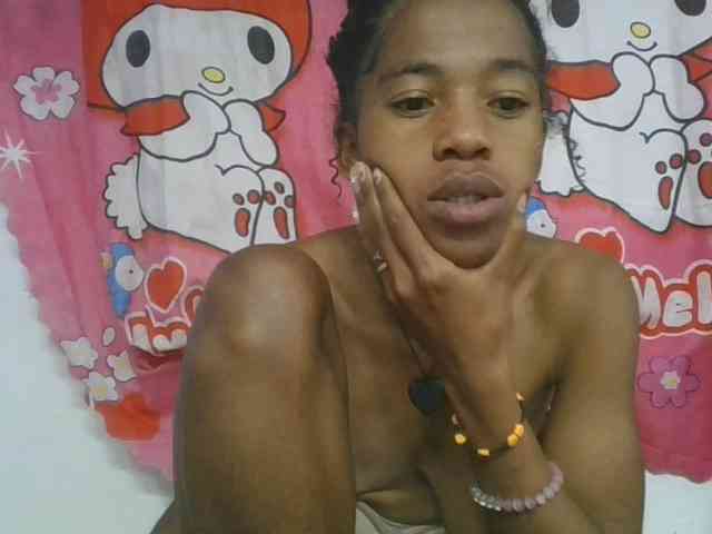 Charlinah webcam
