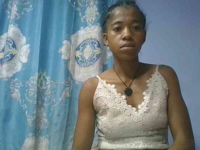 Charlinah webcam