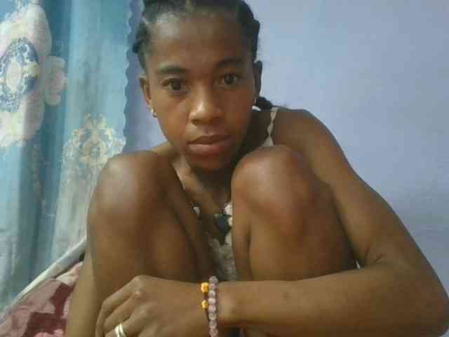 Charlinah webcam