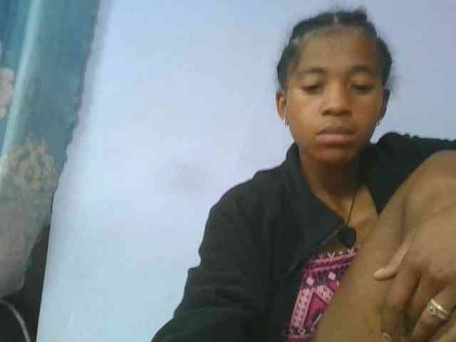 Charlinah webcam