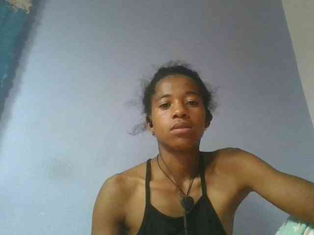 Charlinah webcam
