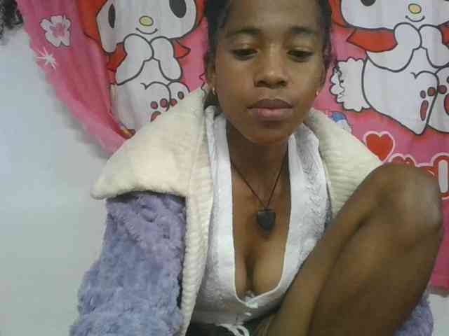 Charlinah webcam