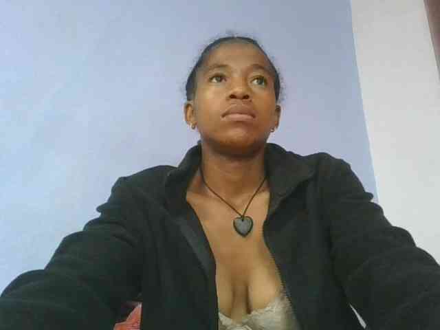 Charlinah webcam