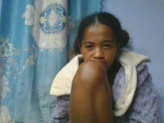 Charlinah webcam