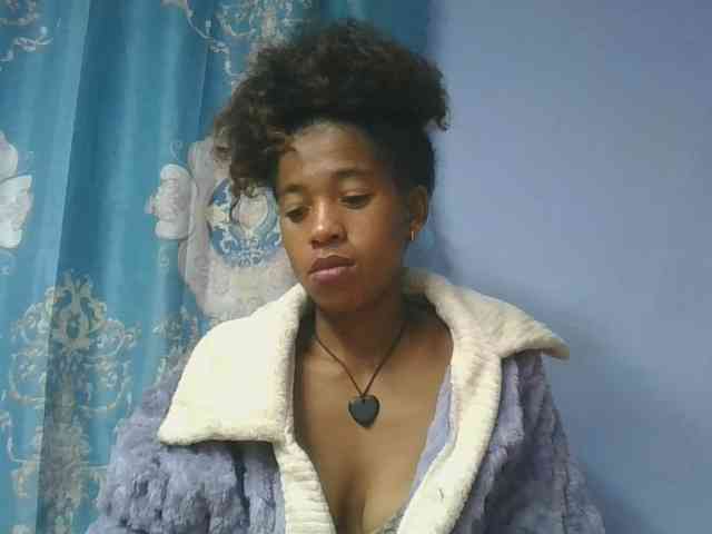 Charlinah webcam