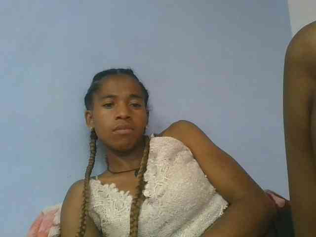 Charlinah webcam
