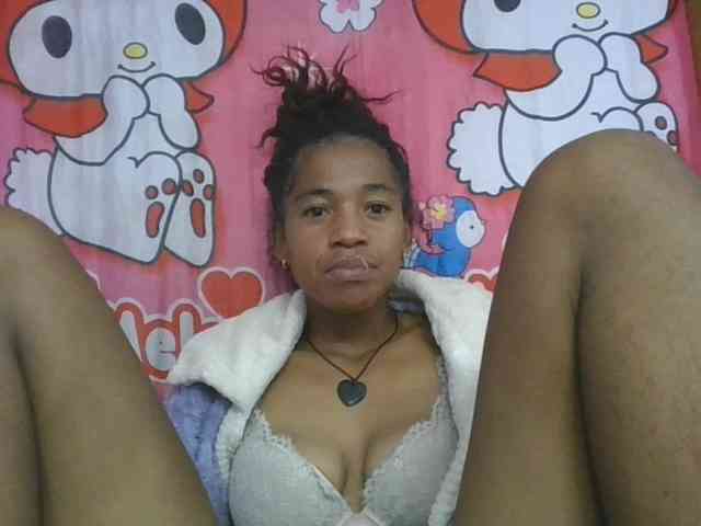 Charlinah webcam