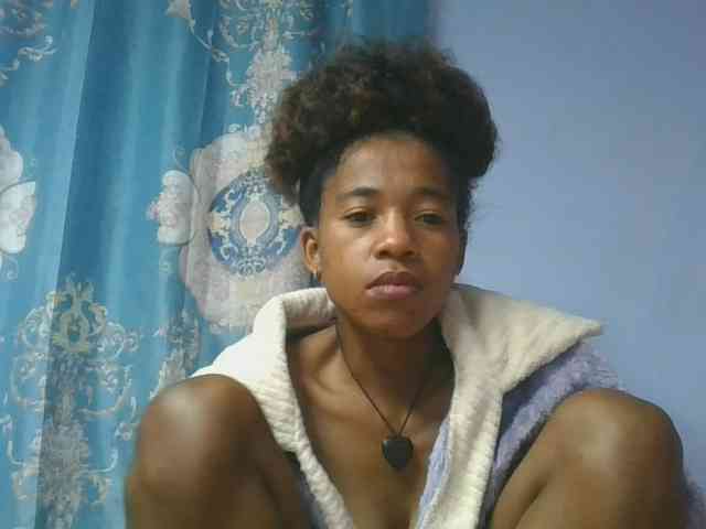 Charlinah webcam