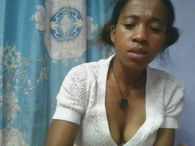 Charlinah webcam