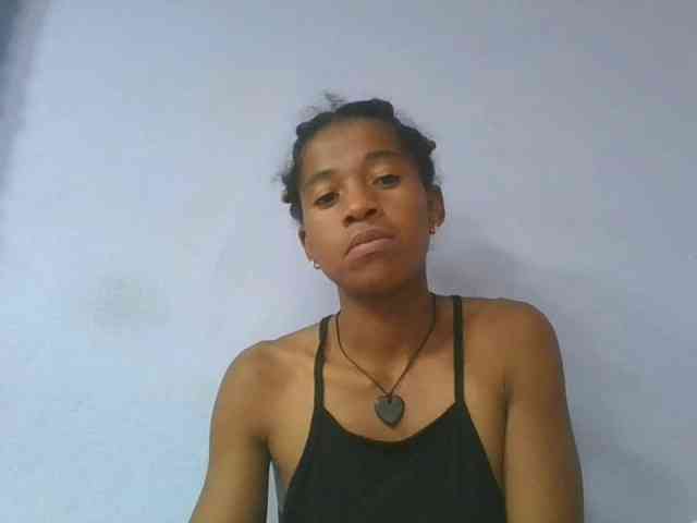 Charlinah webcam
