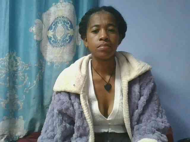 Charlinah webcam