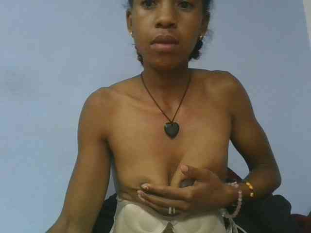 Charlinah webcam