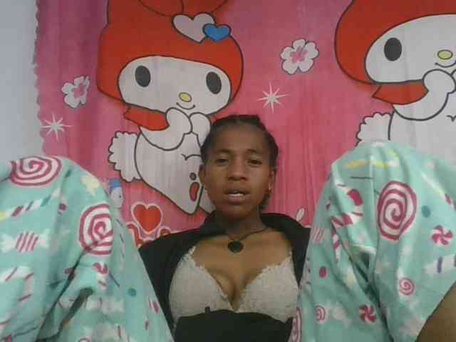 Charlinah webcam