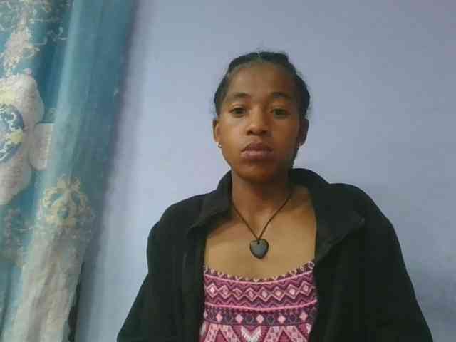 Charlinah webcam