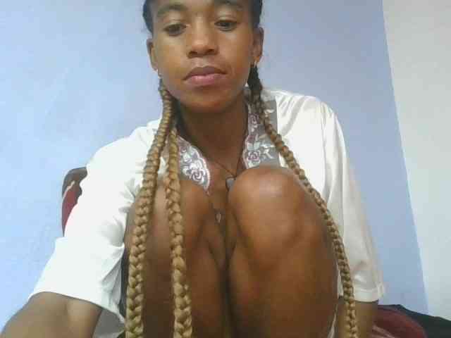 Charlinah webcam