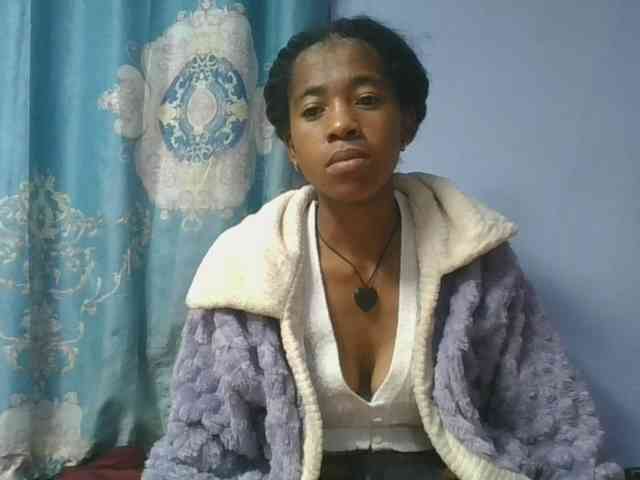 Charlinah webcam