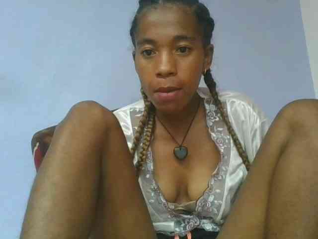 Charlinah webcam