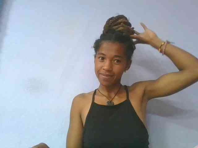 Charlinah webcam