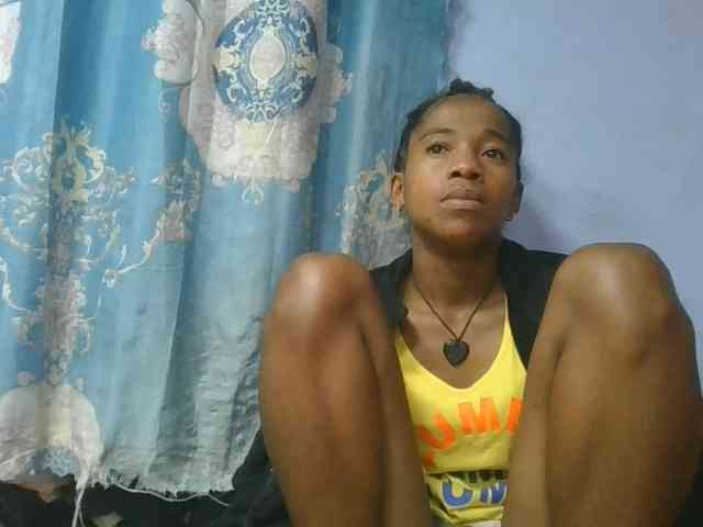 Charlinah webcam