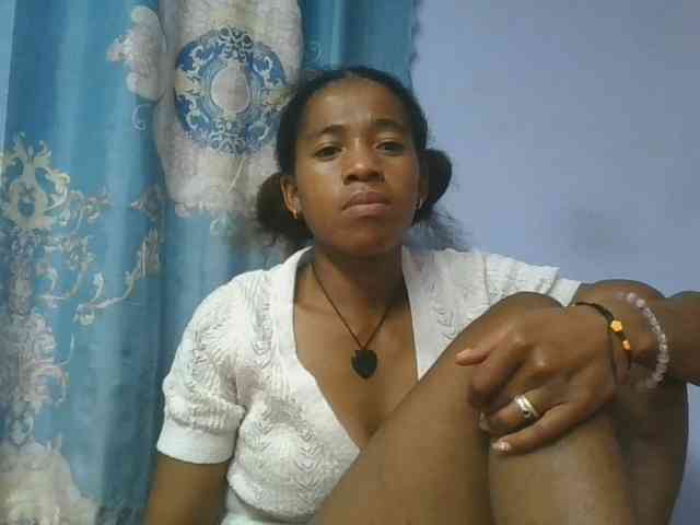 Charlinah webcam