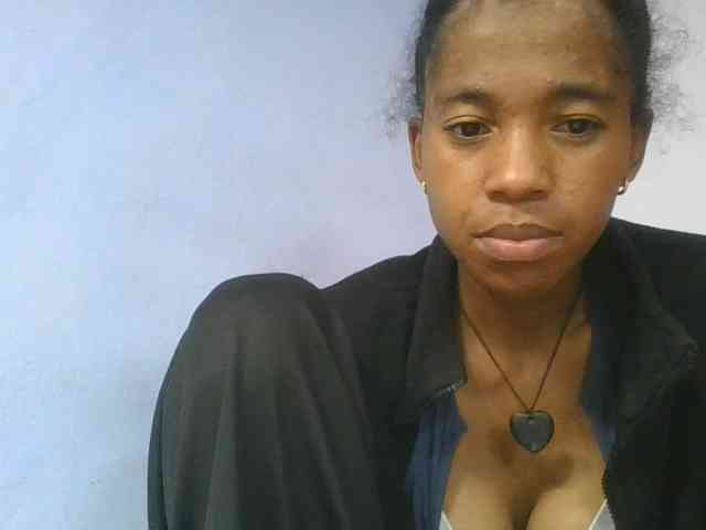 Charlinah webcam