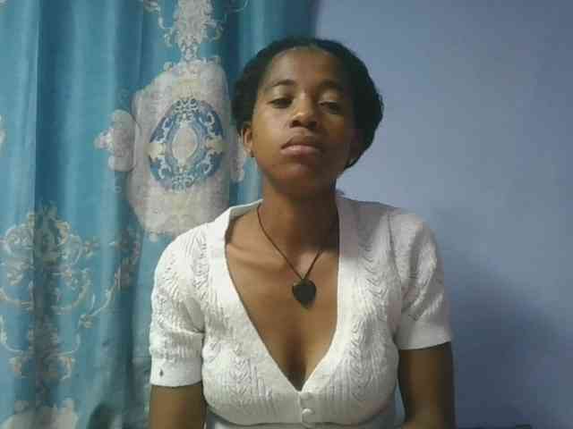 Charlinah webcam
