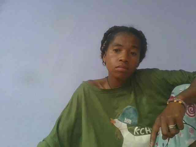Charlinah webcam