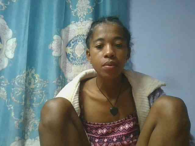 Charlinah webcam