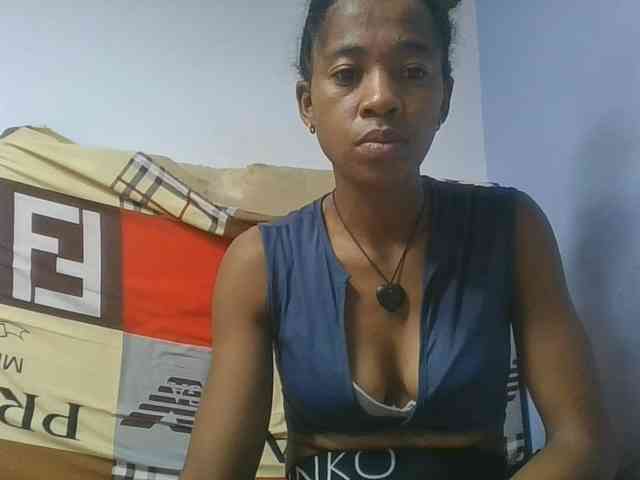 Charlinah webcam