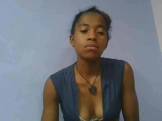 Charlinah webcam