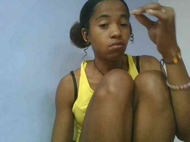 Charlinah webcam