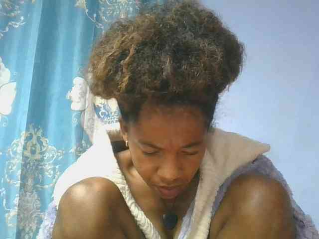 Charlinah webcam