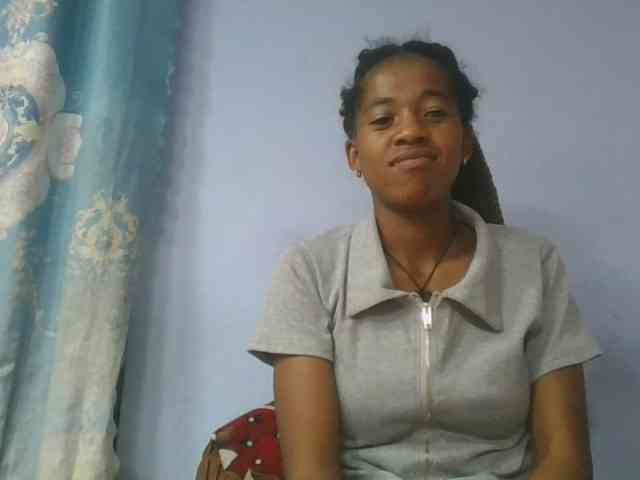 Charlinah webcam