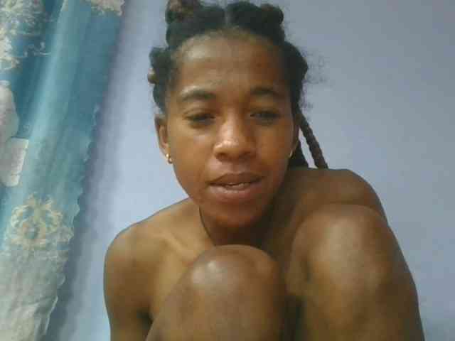 Charlinah webcam