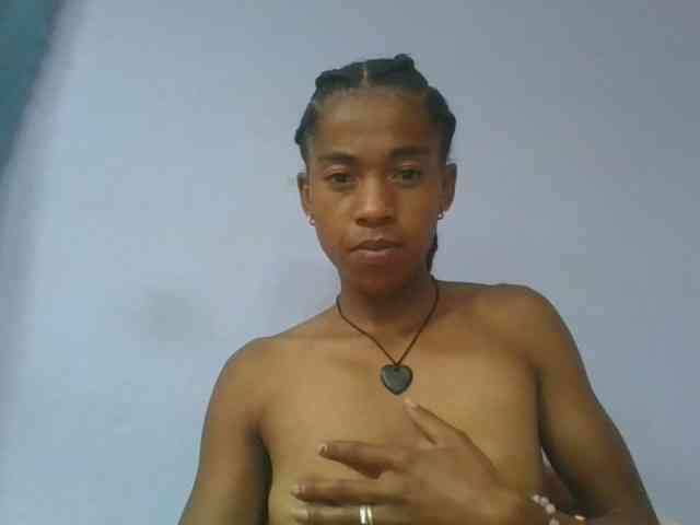 Charlinah webcam