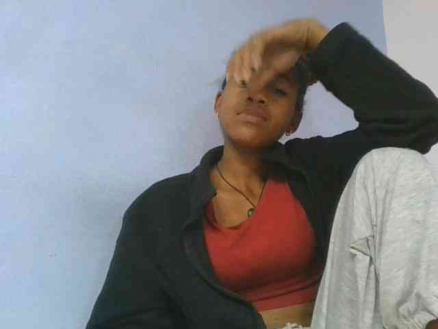 Charlinah webcam
