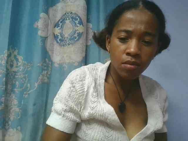 Charlinah webcam