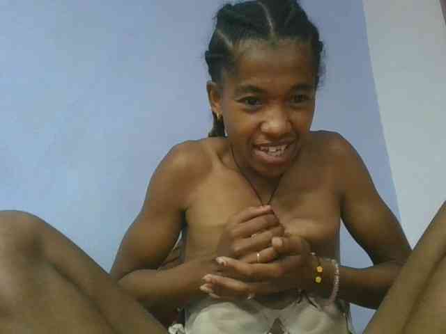 Charlinah webcam