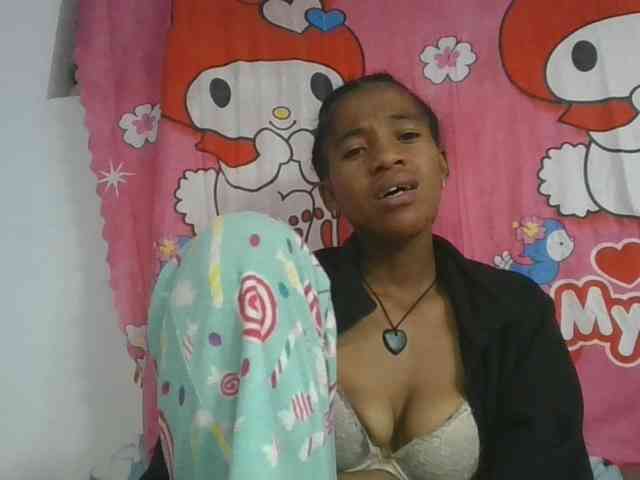 Charlinah webcam
